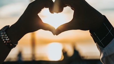 吃瓜网站大全：网红情侣分手撕逼全记录，男方出轨证据曝光